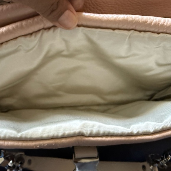 LOEWE Lola Luxury Elegant Pale Pink Quality Leather Bag $3k Bag - Picture 15 of 16